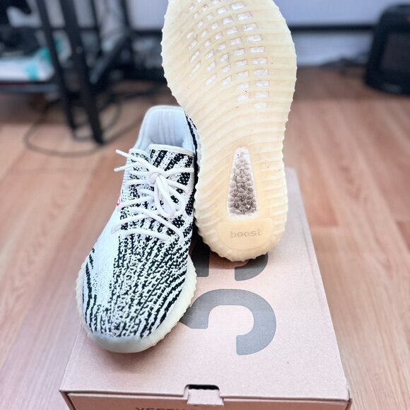 Yeezy 350 Zebra (Rep) - Picture 2 of 6